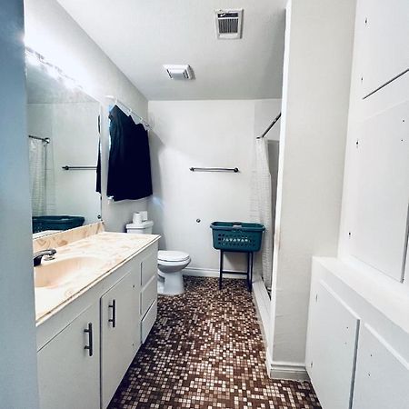 Cozy Private Bed & Bath Near Medical Center, Galleria And Dt 休斯敦 外观 照片