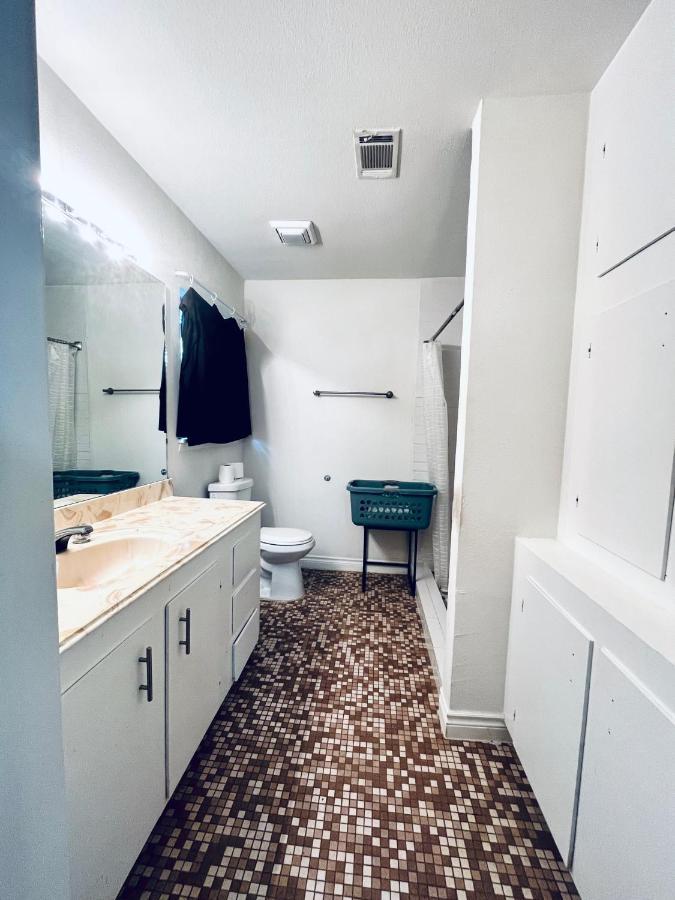 Cozy Private Bed & Bath Near Medical Center, Galleria And Dt 休斯敦 外观 照片
