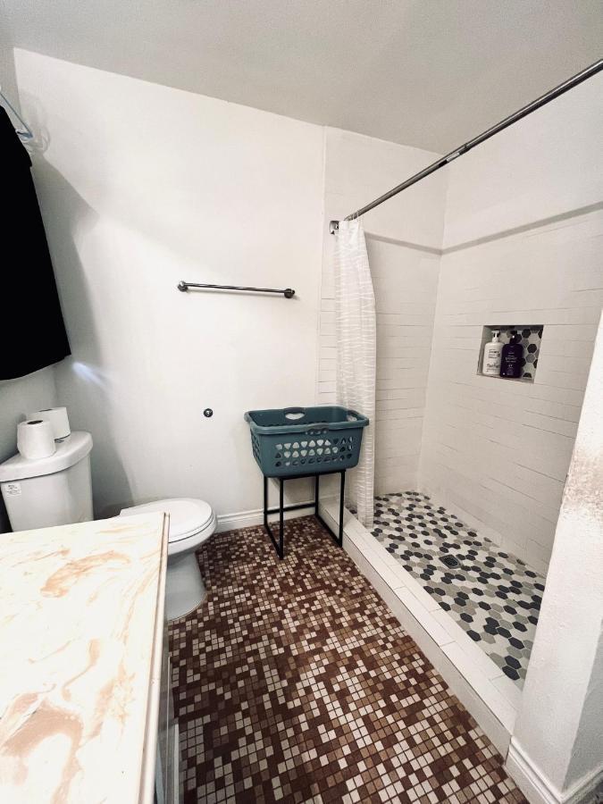Cozy Private Bed & Bath Near Medical Center, Galleria And Dt 休斯敦 外观 照片